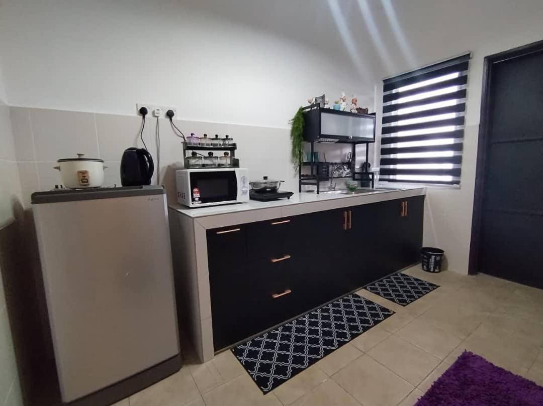 Orked Homestay Seri Iskandar Exteriér fotografie